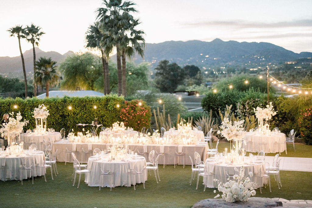 sanctuary_camelback_mountain_wedding_reception_outdoors_arizona